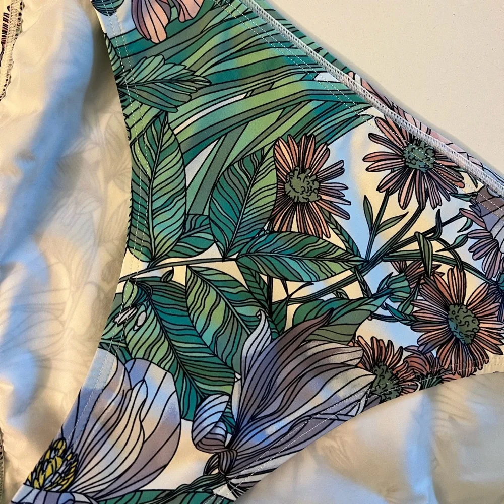 {Tory Burch} Brand New Hibiscus Printed Bikini Bottoms